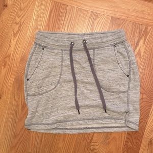 H&M logg gray sweat skirt